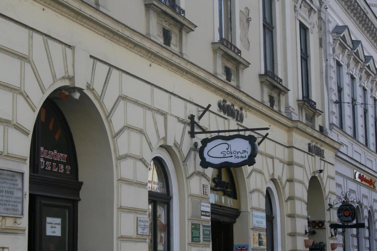 Apartamento Wanderer 1 Debrecen Exterior foto